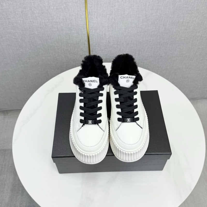 Ch**el sport shoes